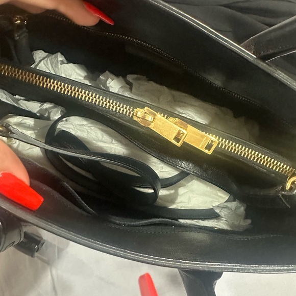 Saint Laurent Black Leather  Bag - Picture 2 of 5